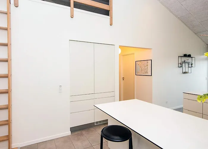 8 Person In Ringkobing-by Traum